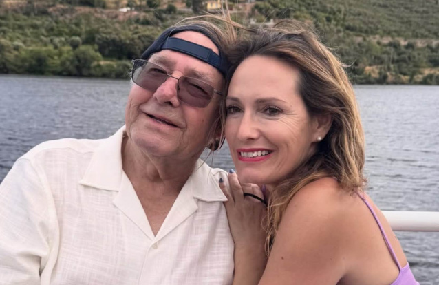 Fernanda Serrano ao lado do pai Jaime Serrano - Foto: Instagram