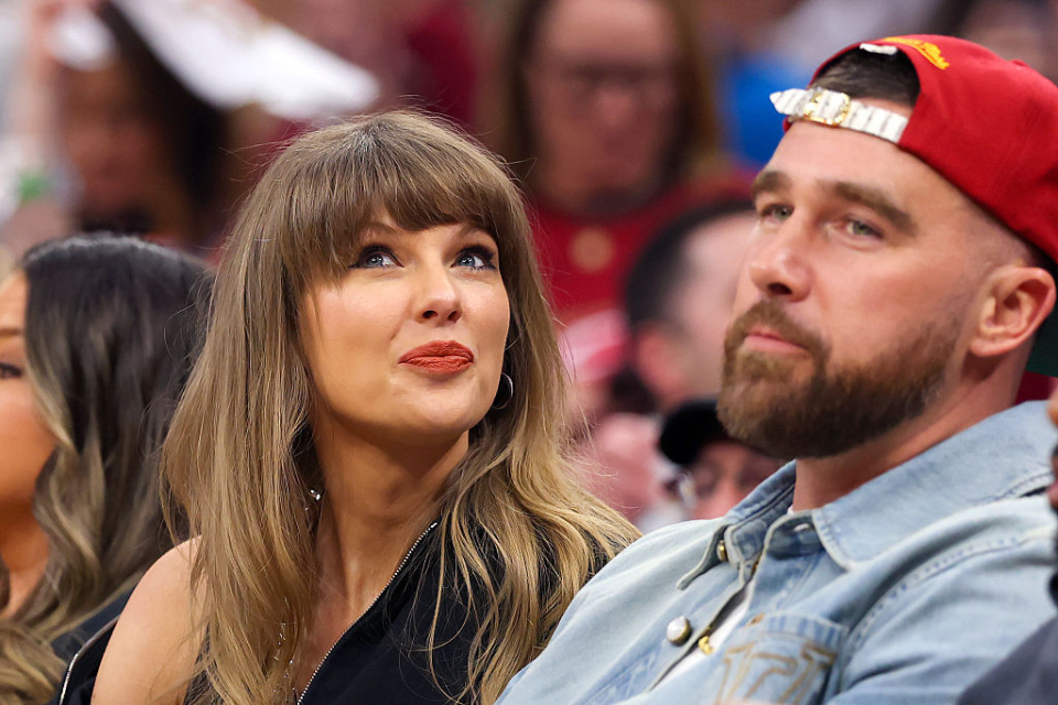 Taylor Swift e Travis Kelce em maio de 2026 - Foto; Getty Images