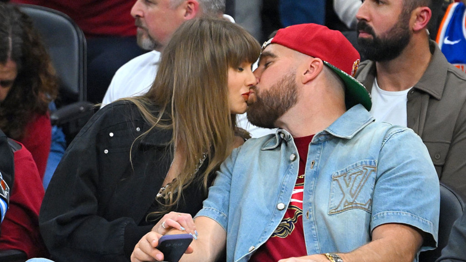 Taylor Swift e Travis Kelce em maio de 2026 - Foto; Getty Images
