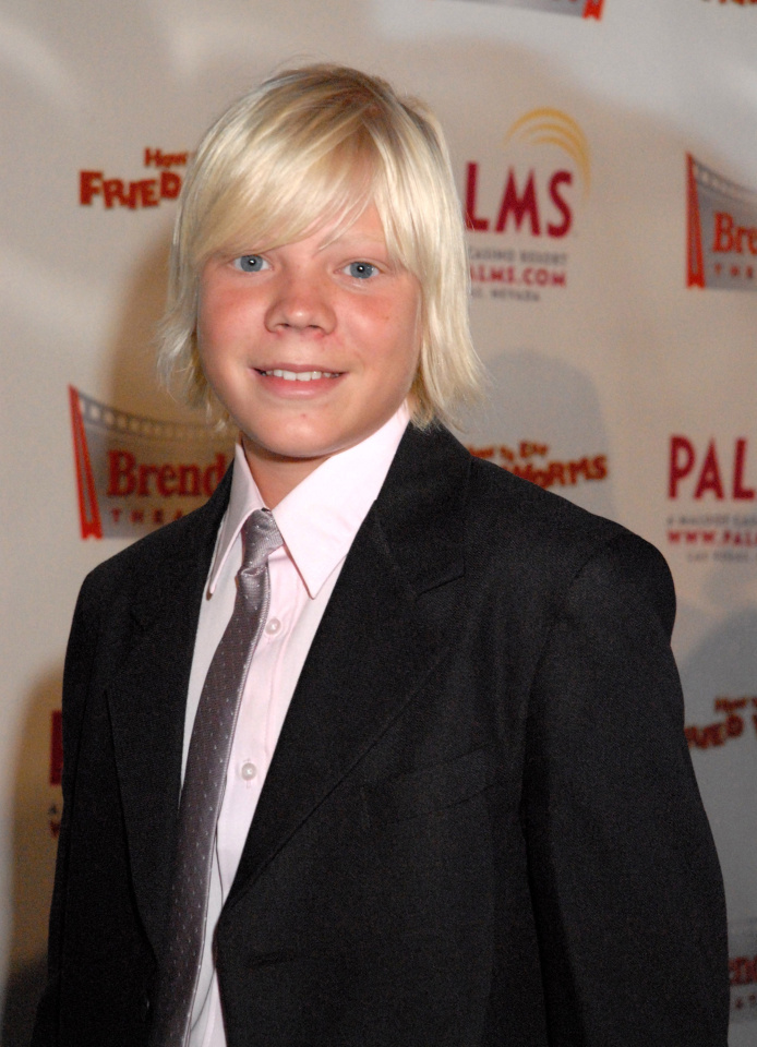 Blake Garrett no tapete vermelho de seu filme 'Ou Comes... Ou Levas' - Foto: Getty Images