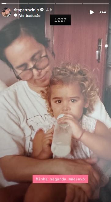 Stories de Rita Patrocínio ao lado da avó, em 1997